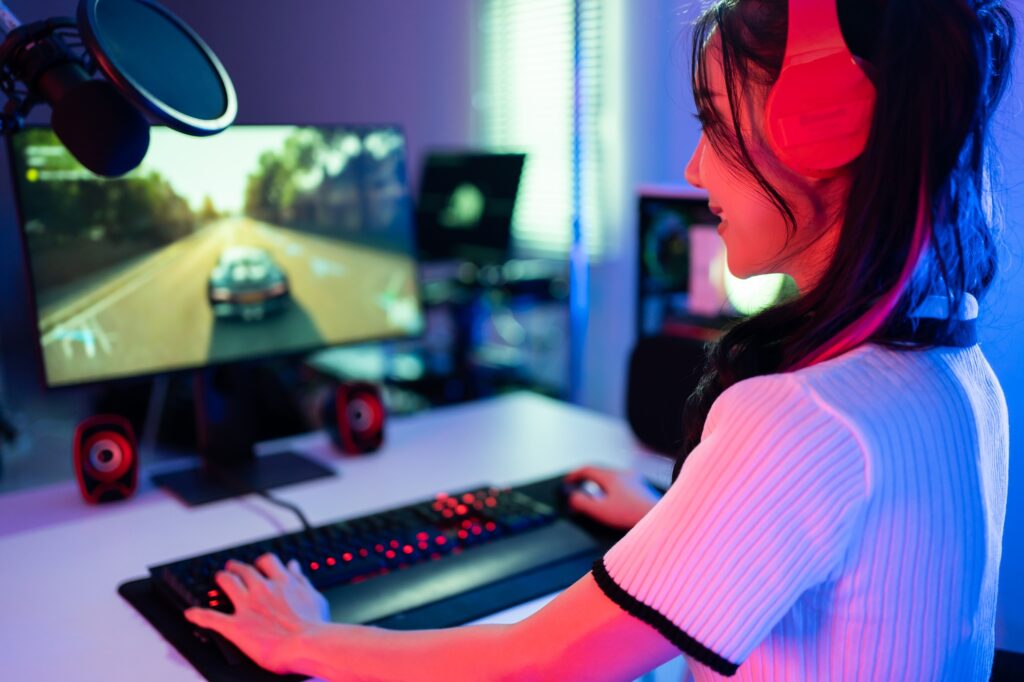 How Custom Web Features Build Stronger Gaming Communities